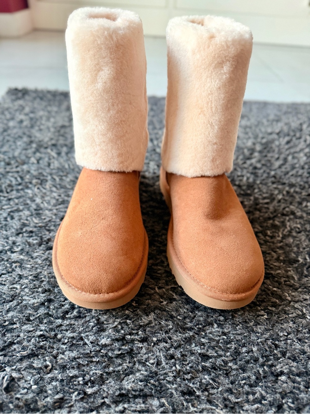 UGG Chestnut Suede Shearling-Lined Mid-Calf Boots Size 7 Brand New